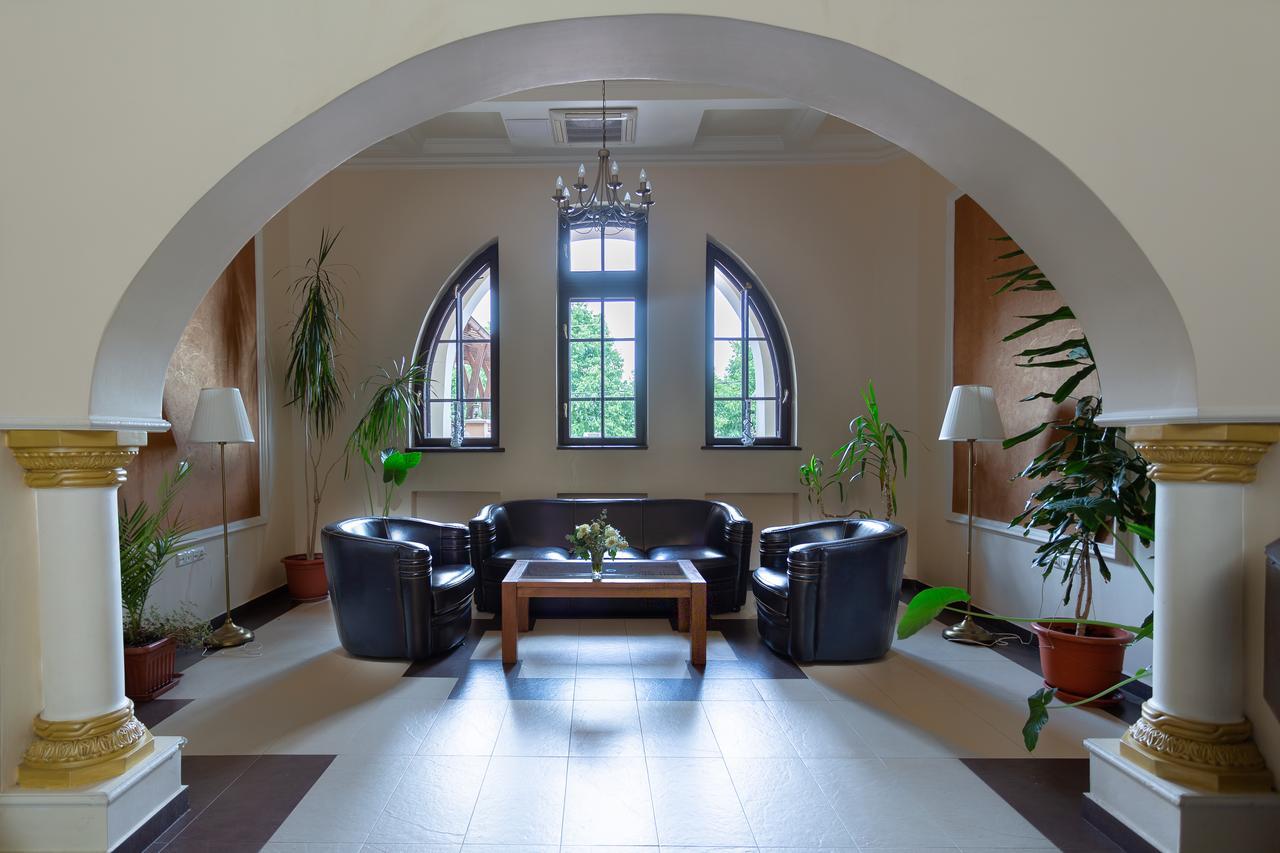 Casa Danielescu Ξενοδοχείο Târgu Jiu Εξωτερικό φωτογραφία