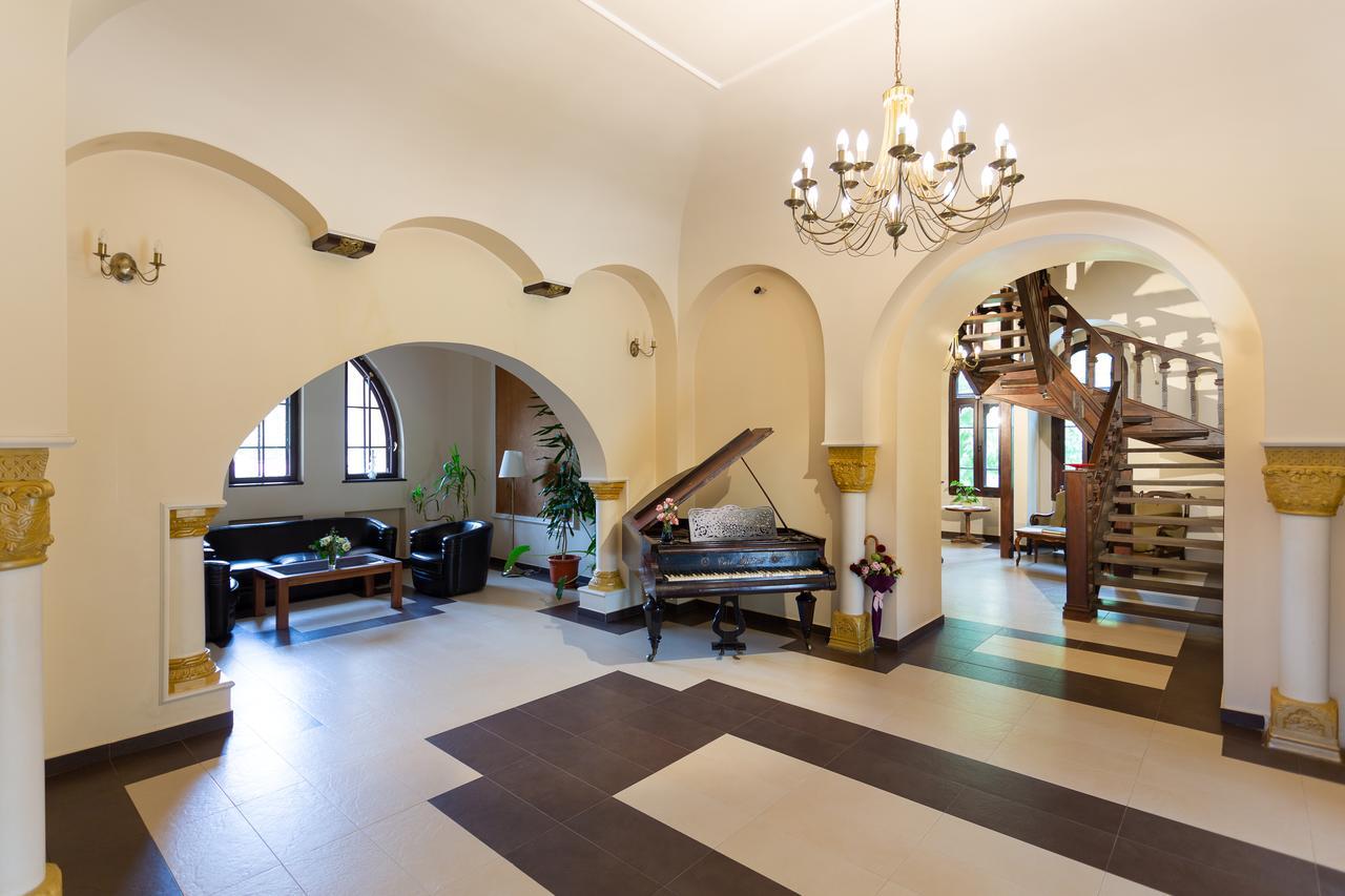 Casa Danielescu Ξενοδοχείο Târgu Jiu Εξωτερικό φωτογραφία