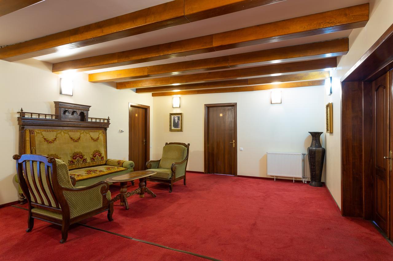 Casa Danielescu Ξενοδοχείο Târgu Jiu Εξωτερικό φωτογραφία
